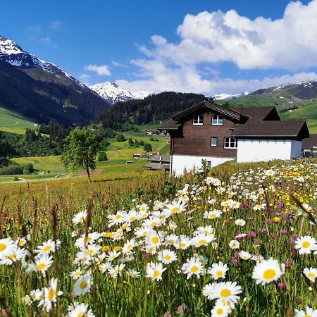 Appartamento Tgèsa Dutg Grond Sedrun Esterno foto