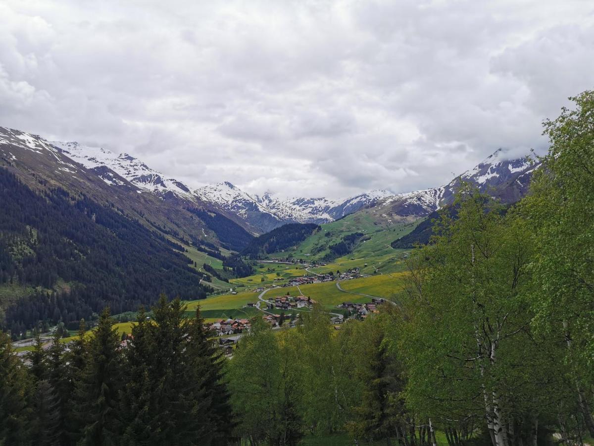 Appartamento Tgèsa Dutg Grond Sedrun Esterno foto